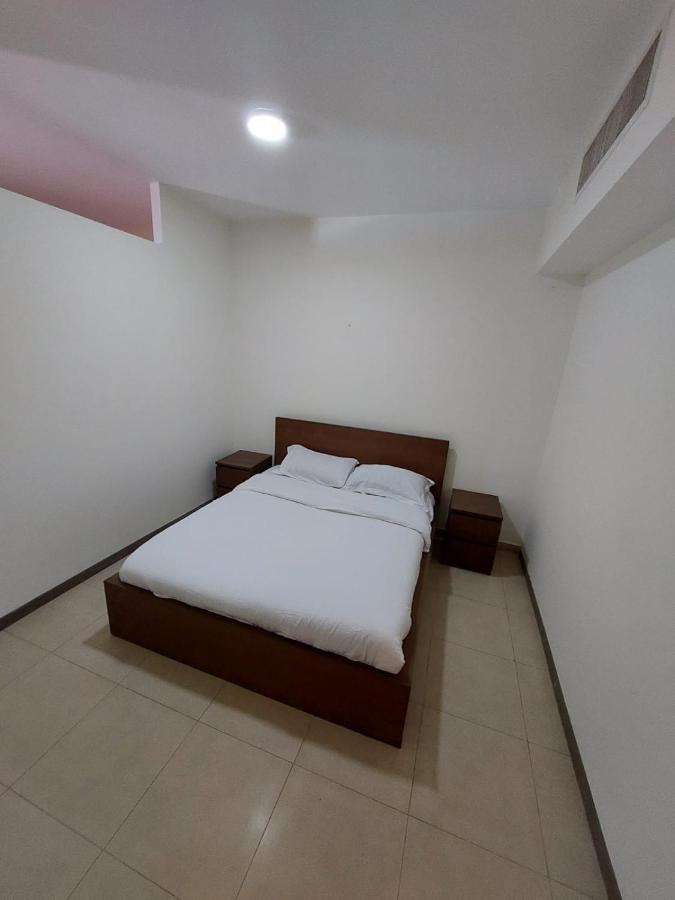 Ground Floor Apartment By Circular Pool In Talabay 亚喀巴 外观 照片
