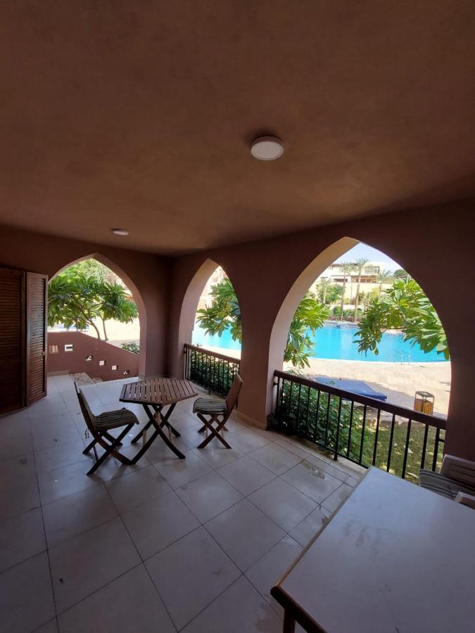 Ground Floor Apartment By Circular Pool In Talabay 亚喀巴 外观 照片