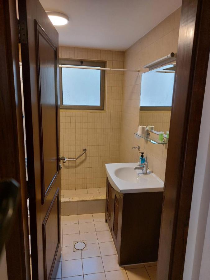Ground Floor Apartment By Circular Pool In Talabay 亚喀巴 外观 照片
