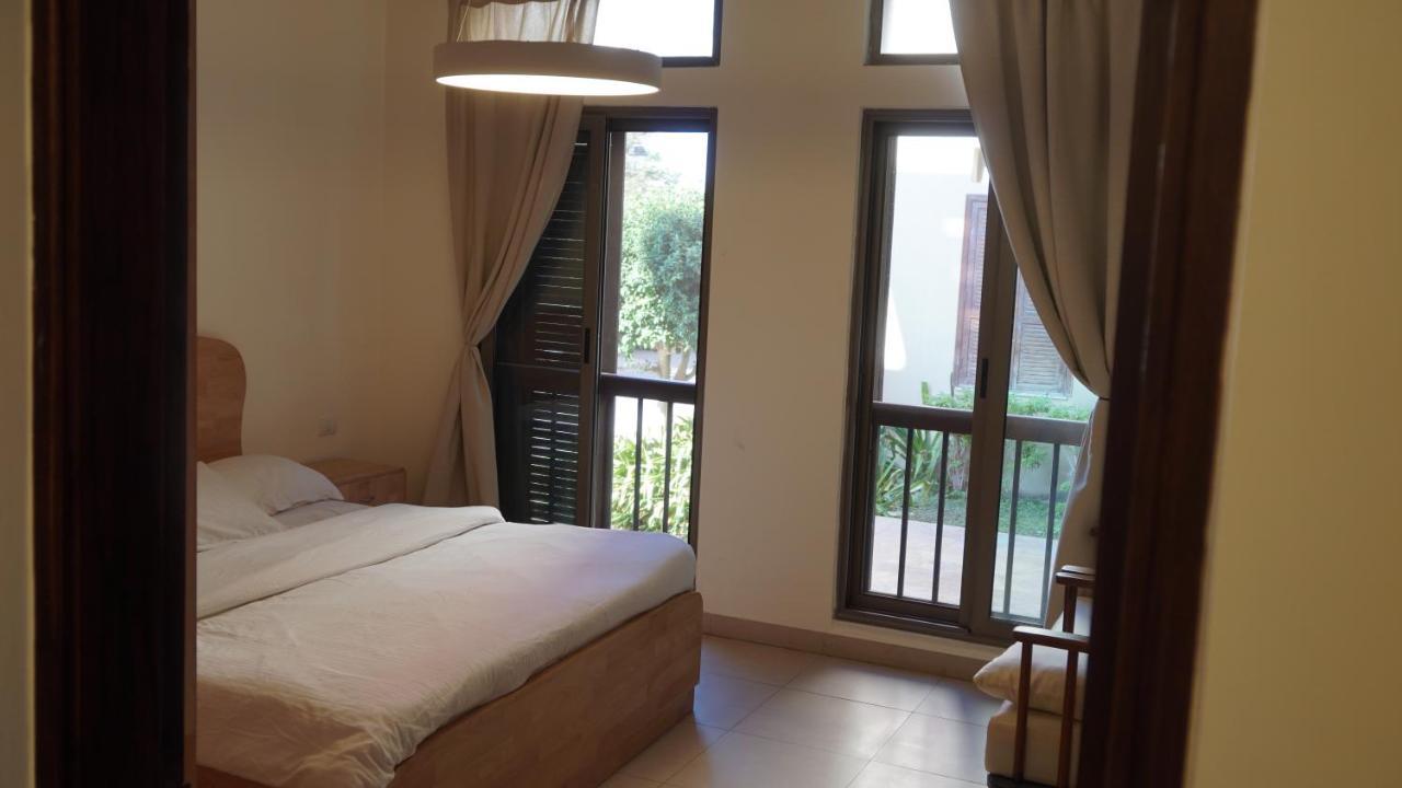 Ground Floor Apartment By Circular Pool In Talabay 亚喀巴 外观 照片